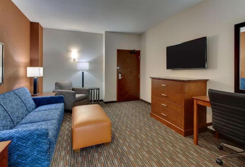 סוויטת סופריור, Drury Inn & Suites Knoxville West
