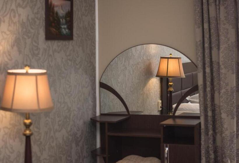 غرفة عائلية, Platinvm B&b
