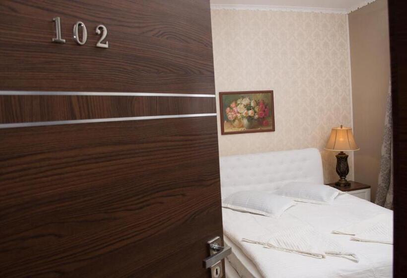 Номер Deluxe, Platinvm B&b