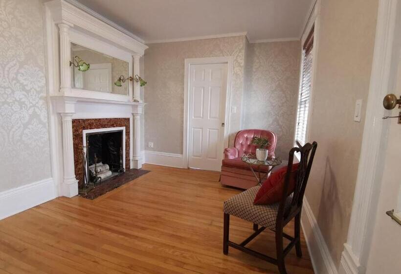 Family Suite, By The River B&b