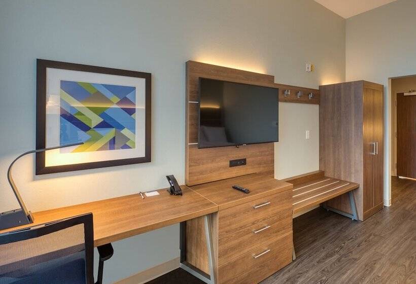 套房, Holiday Inn Express & Suites   Charlotte   South End, An Ihg