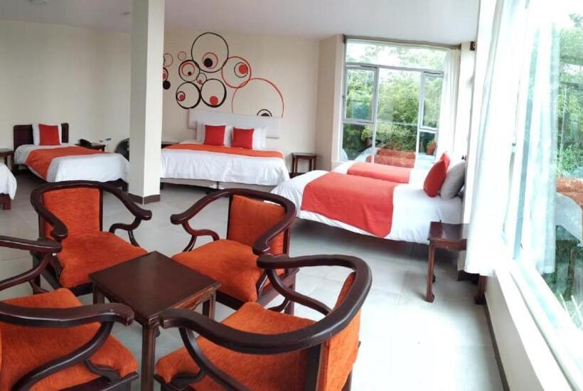 Семейный Номер, Ecopark Hosteria Puyo