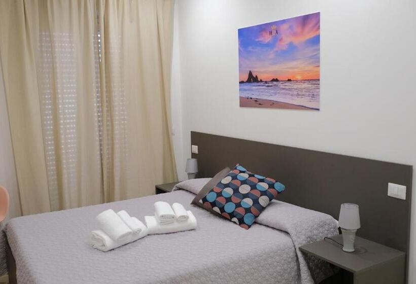 Люкс, Hoa Suites
