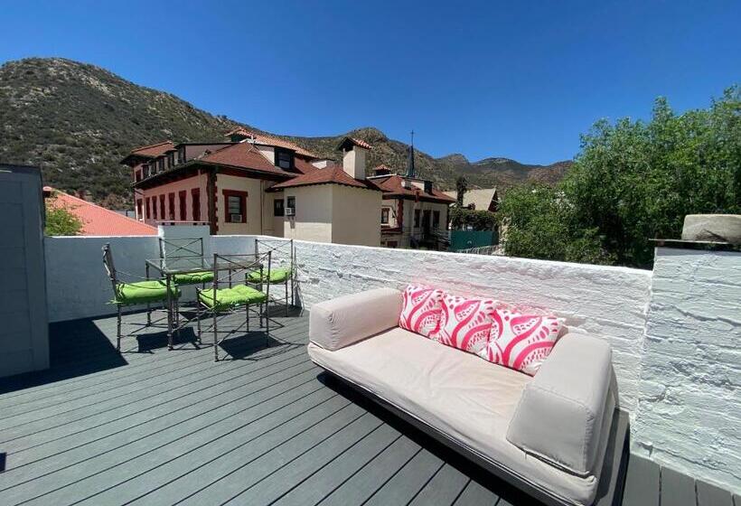 Президентский Люкс, Bisbee Brownstone Suites