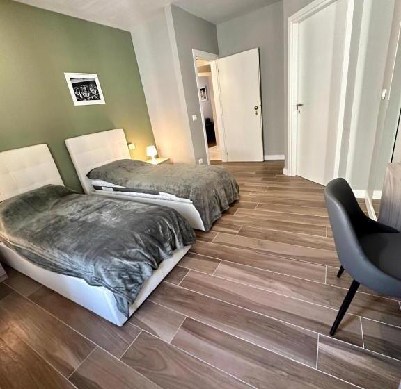 استودیوی استاندارد, Hh Hermoso Housing Alessandria