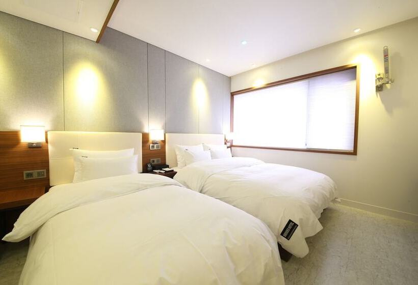 اتاق لوکس, Brooks Hotel Tongyeong