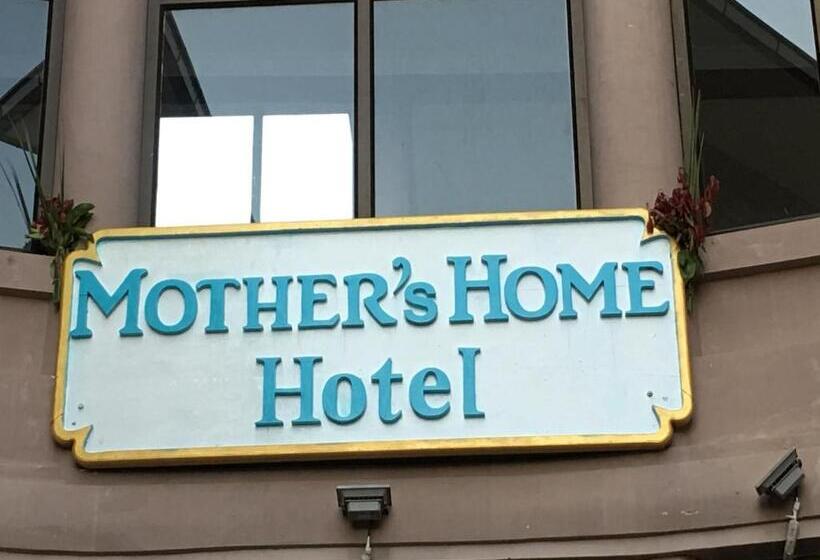 اتاق استاندارد سه نفره, Mother S Home