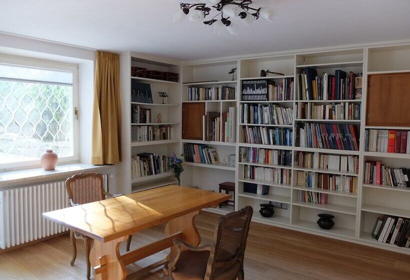 Номер Стандарт Вид на Сад, Villa Sawallisch
