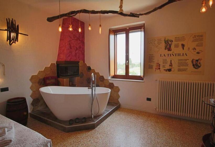 اتاق لوکس, Agriturismo Essentia Dimora Rurale