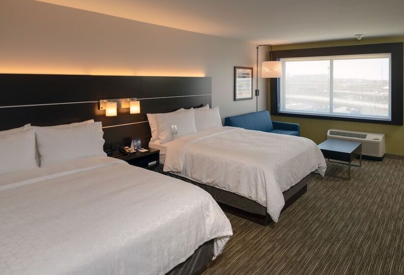 适合残疾人士使用的套间, Holiday Inn Express & Suites   Tulsa Downtown   Arts District, An Ihg