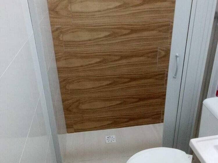 سوییت, Pousada Reis Guarujá