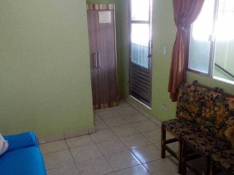 سوییت, Pousada Reis Guarujá