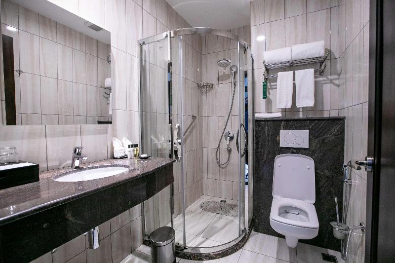 اتاق لوکس, Best Western Plus The Athena Hotel Kampala