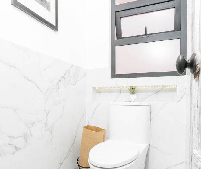 Люкс Superior, Orchid House Polanco