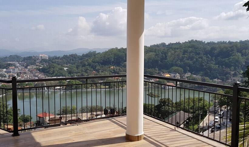 غرفة قياسية مطلّة علي البحيرة, Fairview Residence