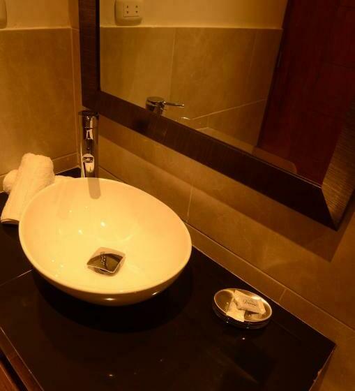 غرفه قياسيه سريرين مزدوجين, Villa Oasis