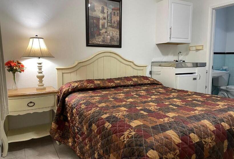Студия Стандарт, Shell Motel Hollywood