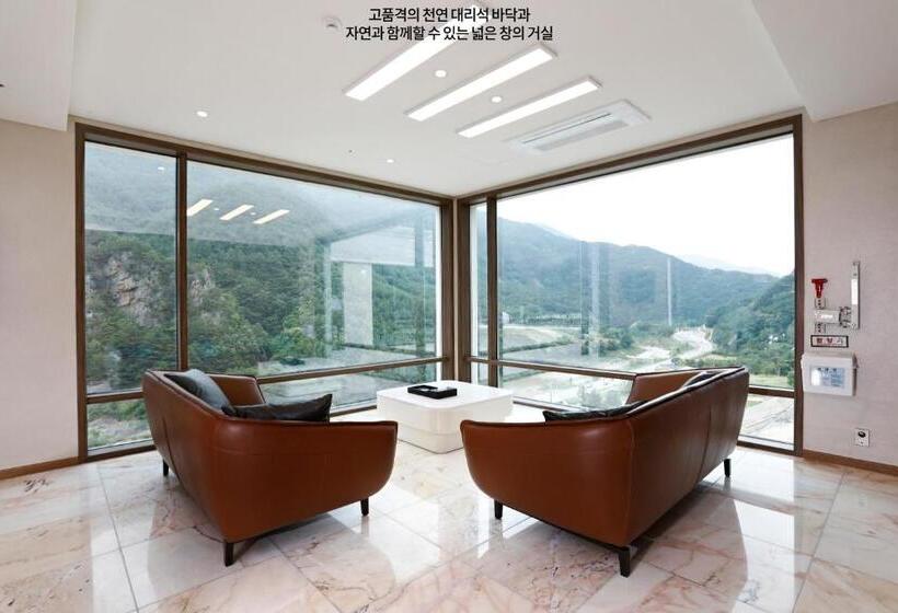 패밀리 스위트, Pine Forest Jeongseon Alpine Resort