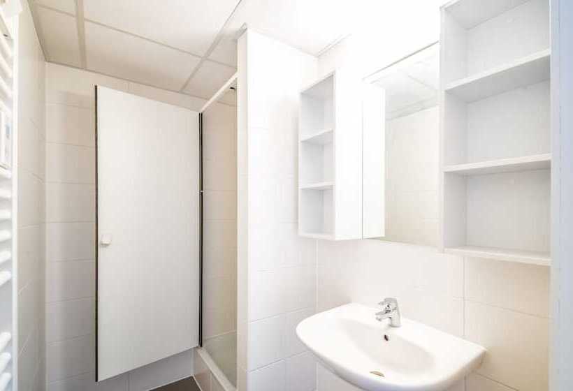Номер Стандарт, Auberge De Jeunesse Charleroi Youth Hostel