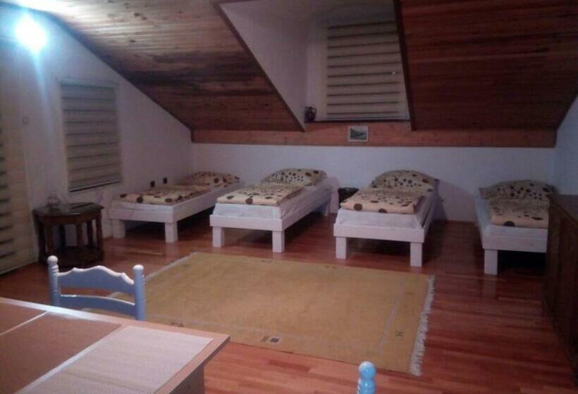 تختخواب در اتاق مشترک, Kamena ćuprija
