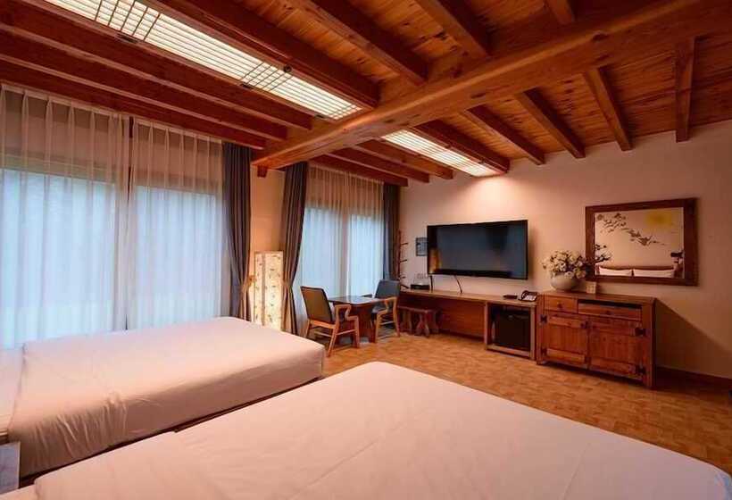 Номер Стандарт, Jeonju Wangyijimil Hanok
