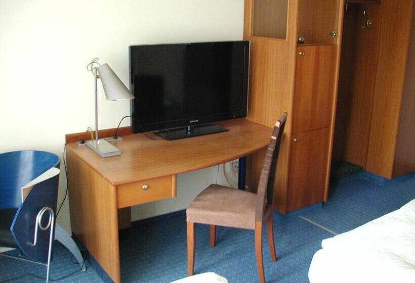 Номер Стандарт, Motel Monteur
