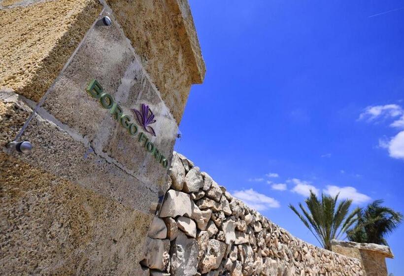 스탠다드 룸 킹사이즈 침대, Borgo Fiorito Relais
