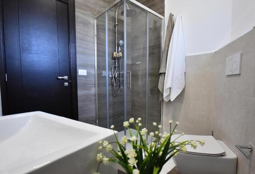 디럭스 트리플 룸, Borgo Fiorito Relais