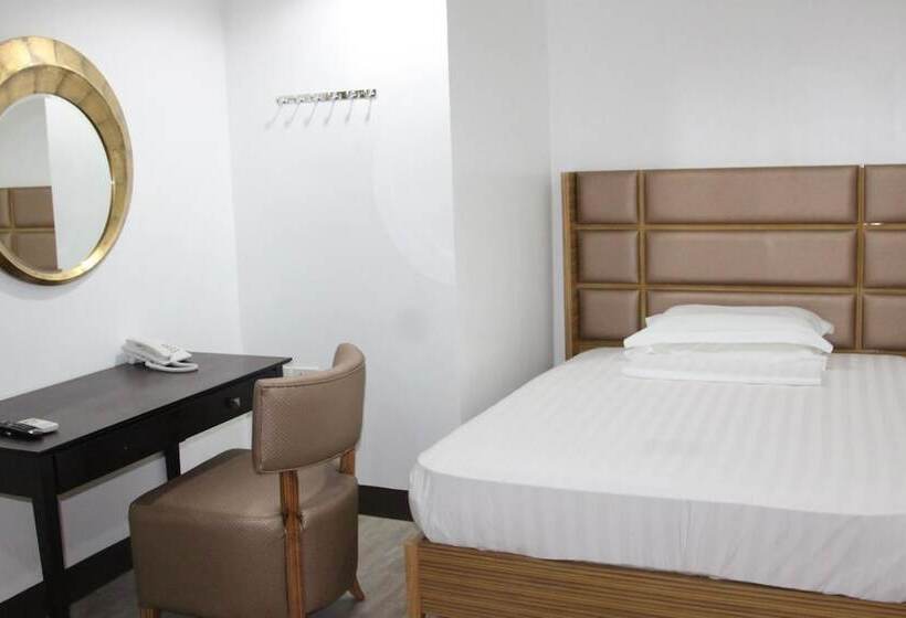 스탠다드 룸, Jeamco Royal Hotel   Palawan