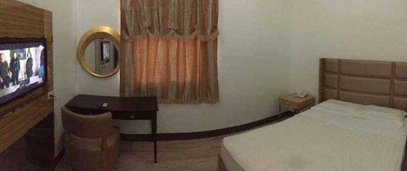 디럭스 룸, Jeamco Royal Hotel   Palawan