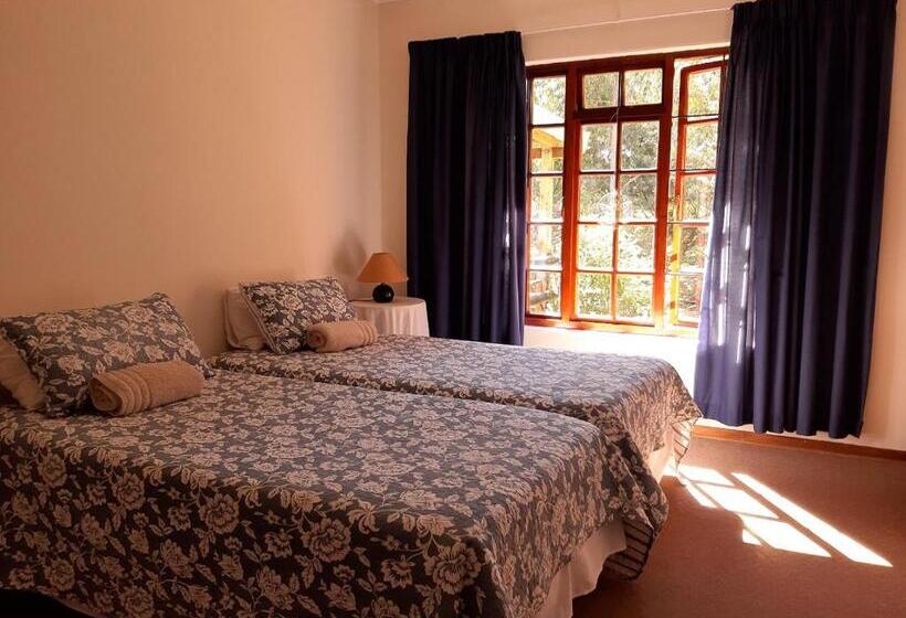 Дом 3 Спальни, Crane Cottage