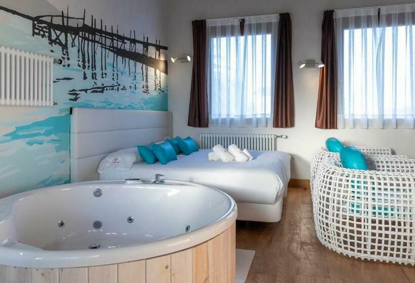 استودیوی استاندارد, Somo Garden Villas