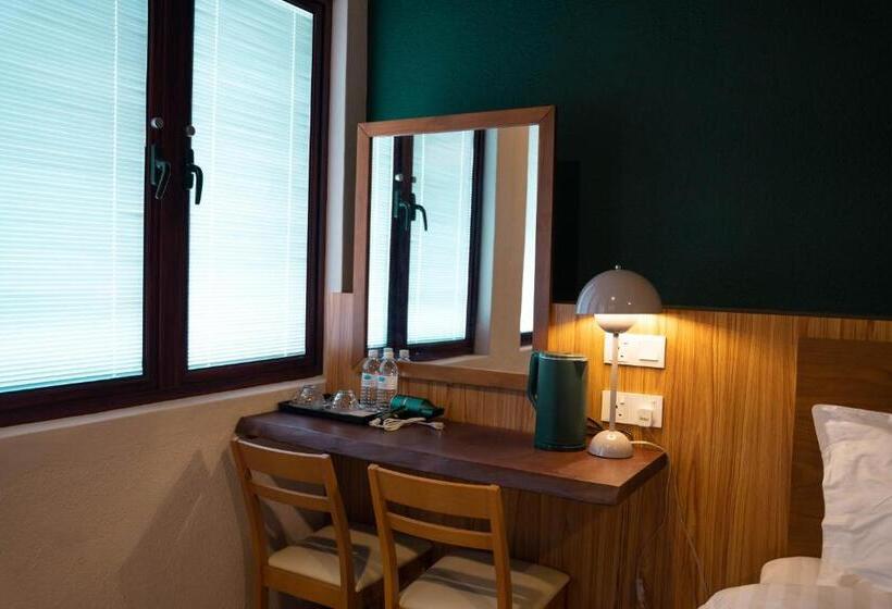 Стандартный Номер Кровать Кинг, Room V @ Jalan Sultanah Near Bus Stop Batu Pahat