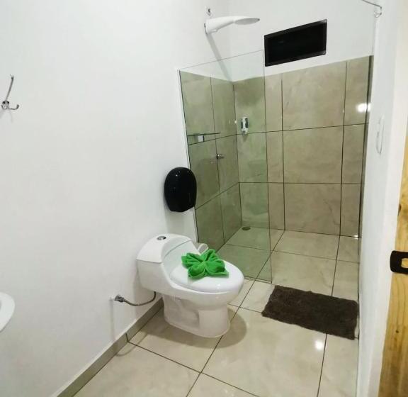 اتاق خانوادگی, Hostel Cattleya   Monteverde, Costa Rica