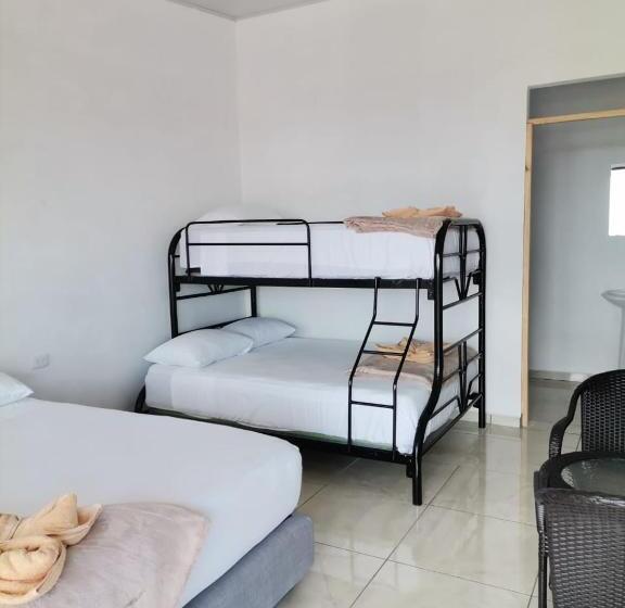 اتاق خانوادگی, Hostel Cattleya   Monteverde, Costa Rica