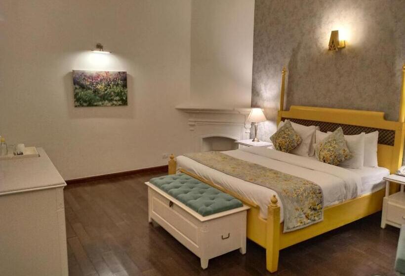 اتاق استاندارد با چشم‌انداز باغ, Pine Retreat Mallroad