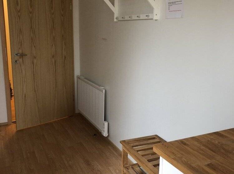 Economy Quadruple Room, Kirkjufell Guesthouse And Apartments