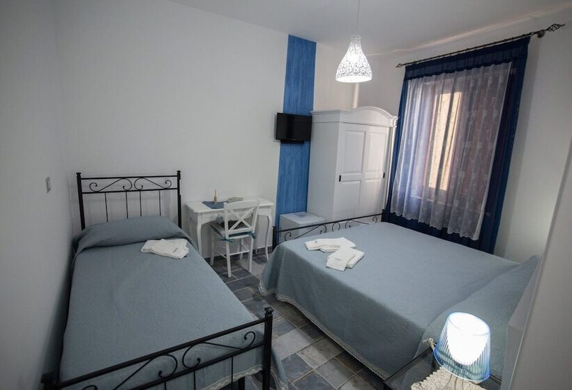 Трехместный Номер Классика, Coraje Room & Breakfast