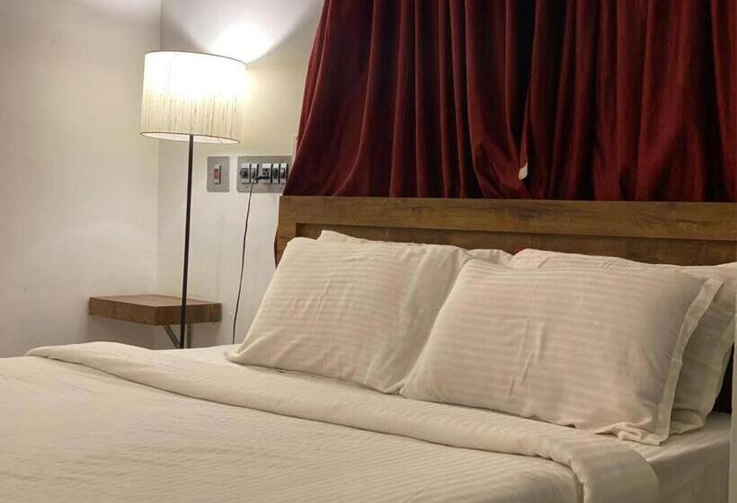 اتاق لوکس, La Paradise Residency