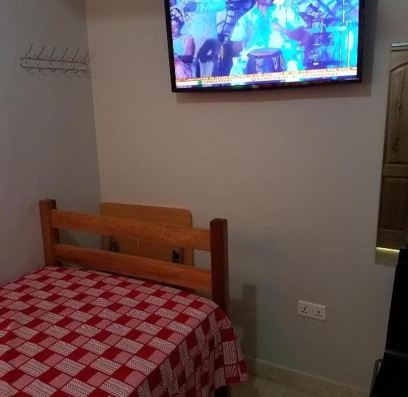 스탠다드 싱글 룸, Sharp Guesthouse