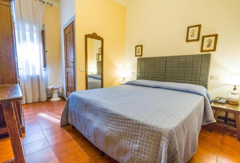 Номер Basic, Albergo Casentino