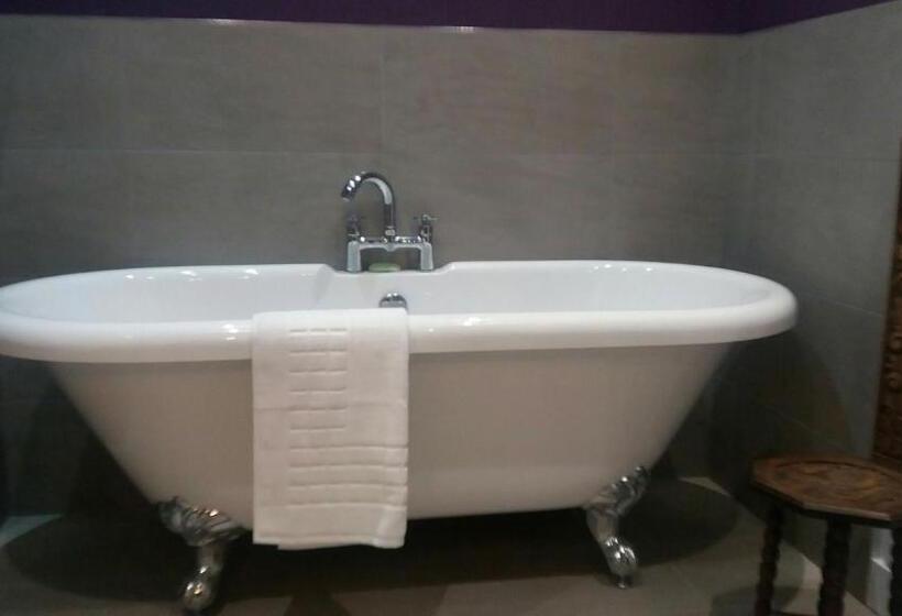 Номер Deluxe Кровать Кинг, Carradales Luxury Guest House