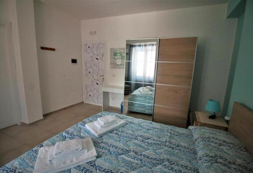 اتاق استاندارد, La Rosatea Rooms