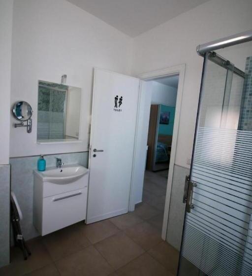 اتاق استاندارد, La Rosatea Rooms