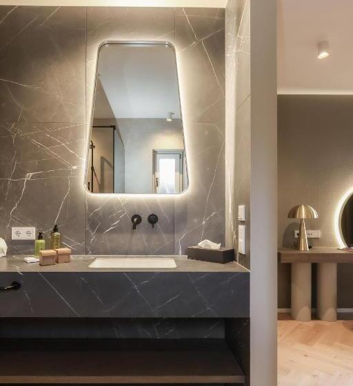 Апартаменты Deluxe 1 Спальня, Lingers Suites & Residence