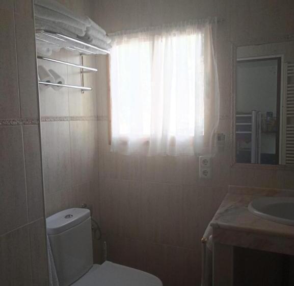 Четырехместный Номер Стандарт, Hostal El Desvío