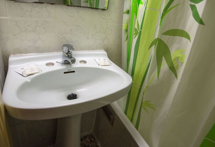 Номер Стандарт, Hostal Santa Barbara