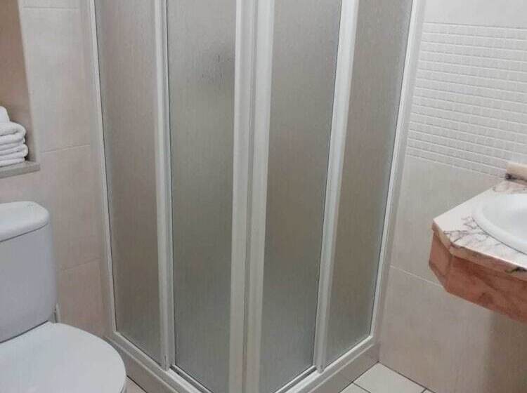 اتاق استاندارد, Pensión Residencia Caola