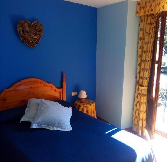 标准间, Casa Es Neres