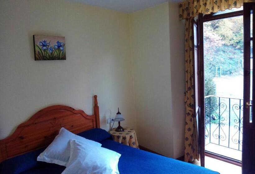 标准间, Casa Es Neres